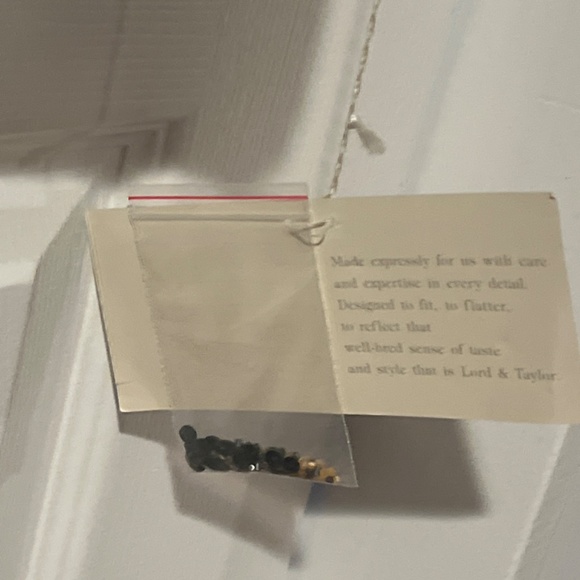 Lord and Taylor, size 14 W, silk blazer with sequins. Vintage sequins blazer NWT - Picture 6 of 13